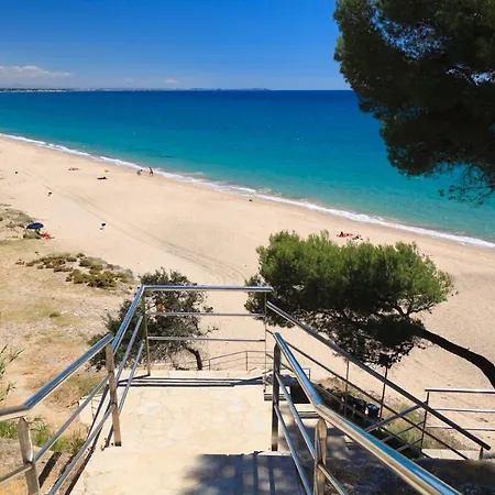 Uhc Panoramic Family Complex