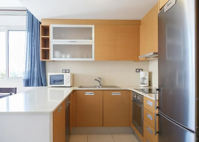 Uhc Panoramic Family Complex Miami Playa